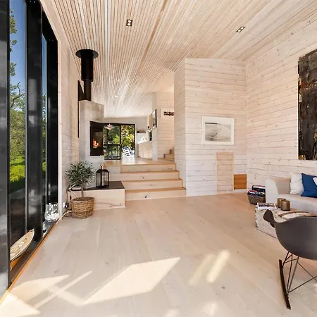 4 Bedroom Cozy In *