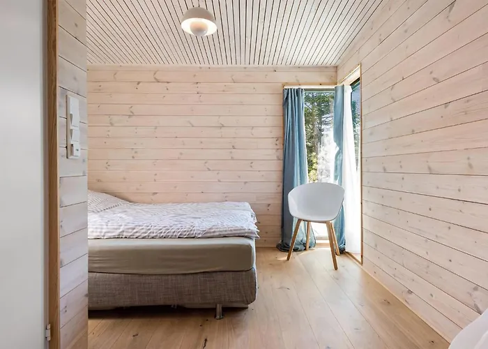 4 Bedroom Lovely In בית נופש Skodje