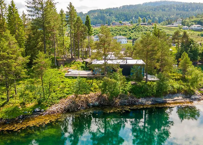 Holiday home 4 Bedroom Lovely In Skodje