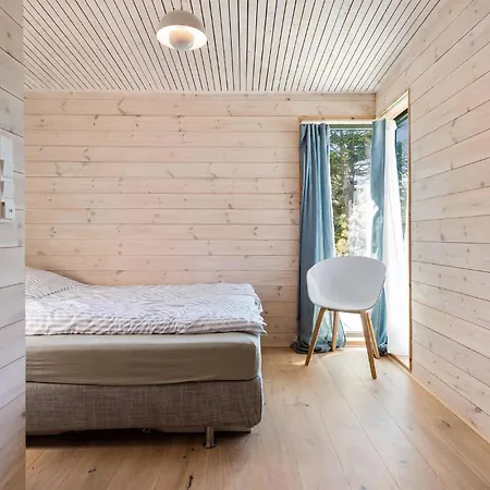 4 Bedroom Lovely In Feriehus Skodje